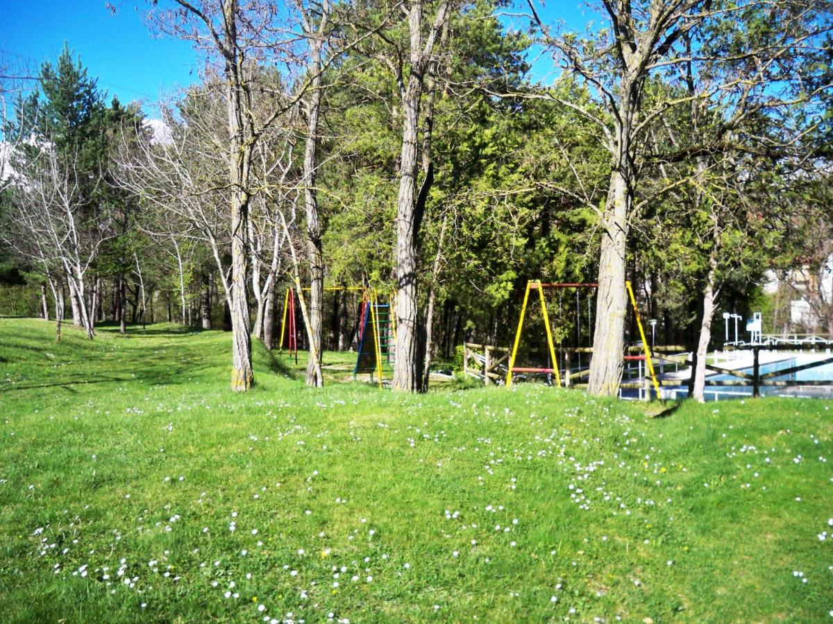 children's play area