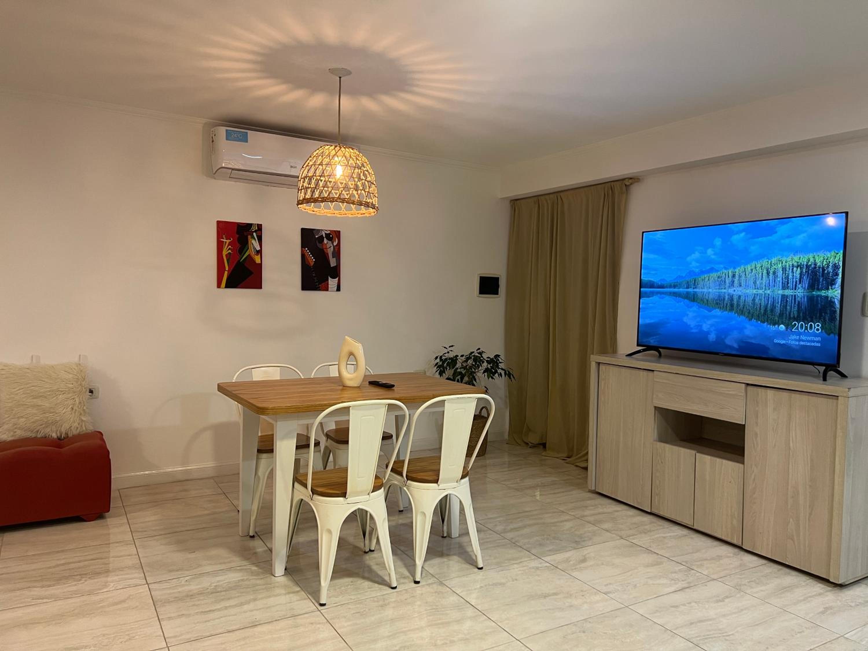 Completo-Comodidad y estilo superior centrico