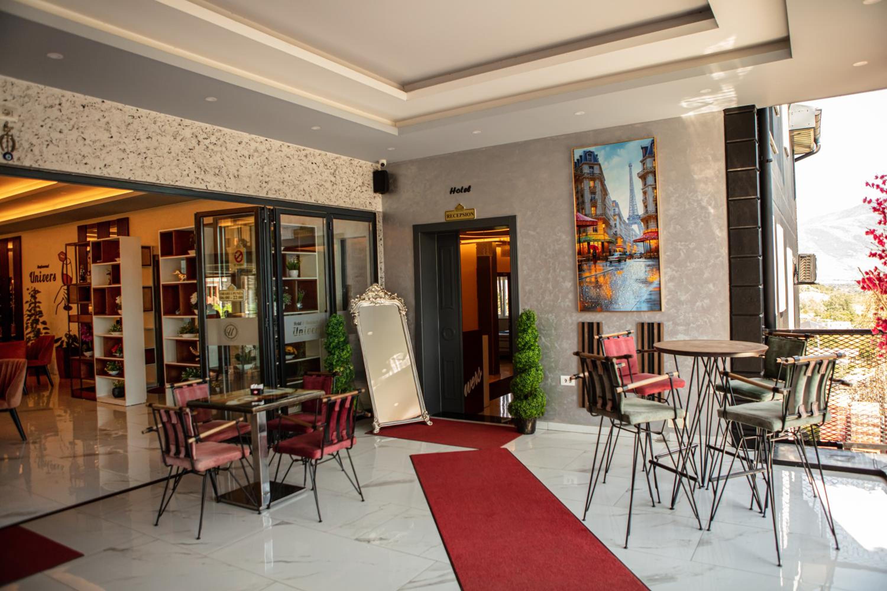 restaurant