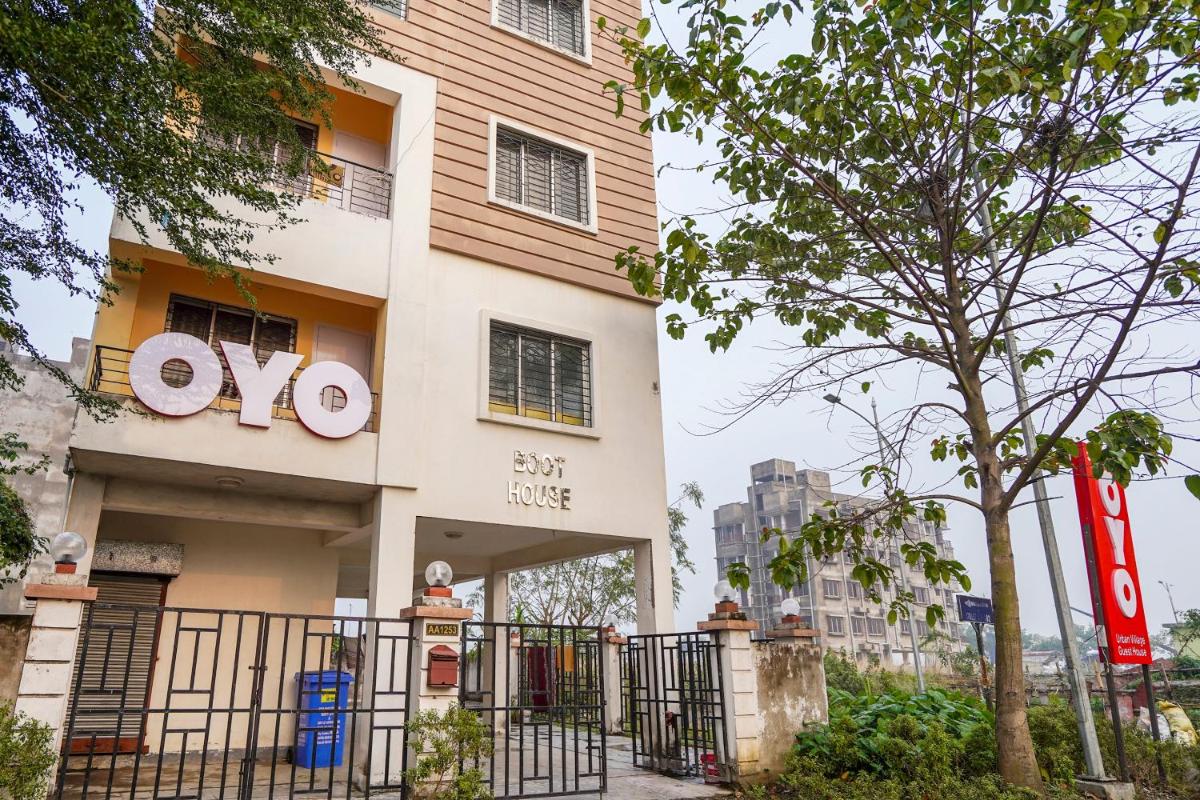 OYO Flagship Urban Village Guest House