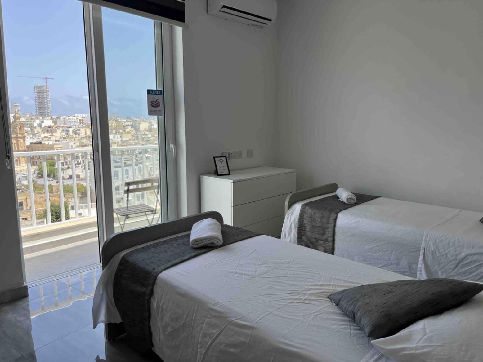 F12 Modern and Bright Apartment in Malta view 2