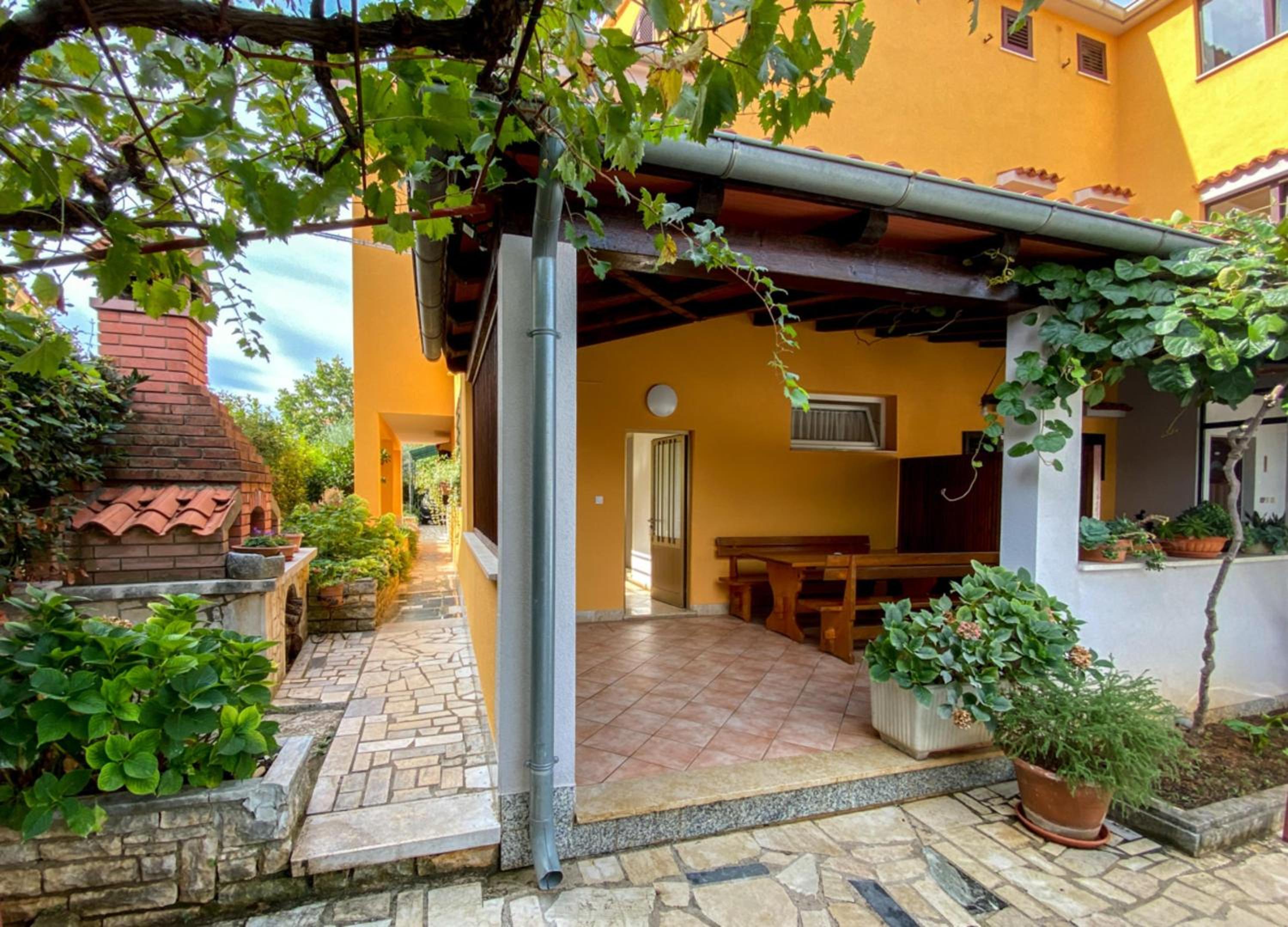 Apartments Malvina