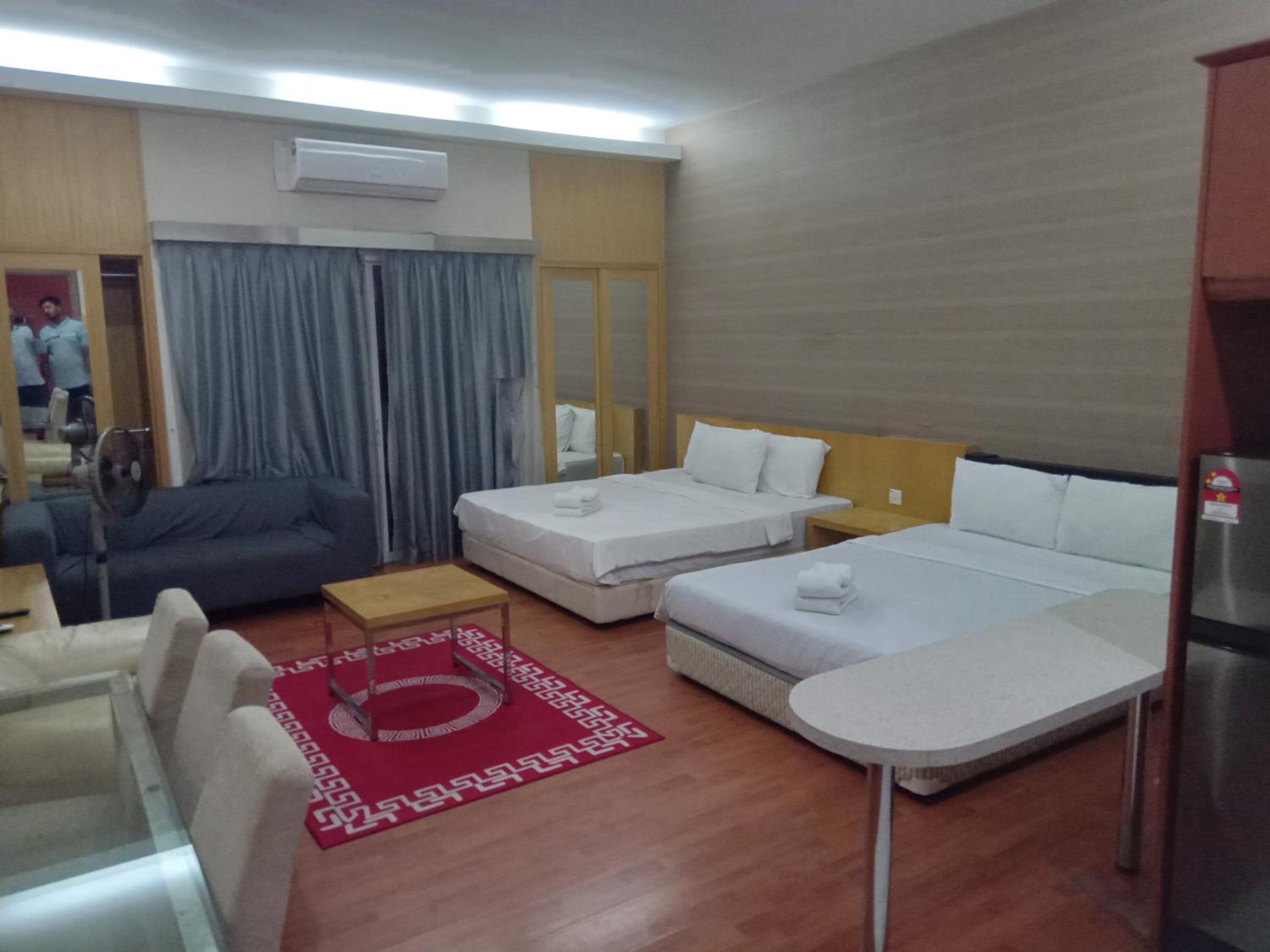Maytower Studio Apartment photo 2