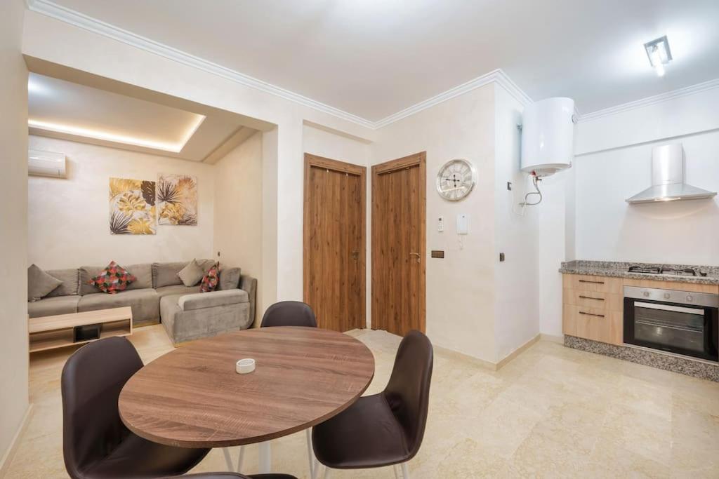 appartement piscine proche gare