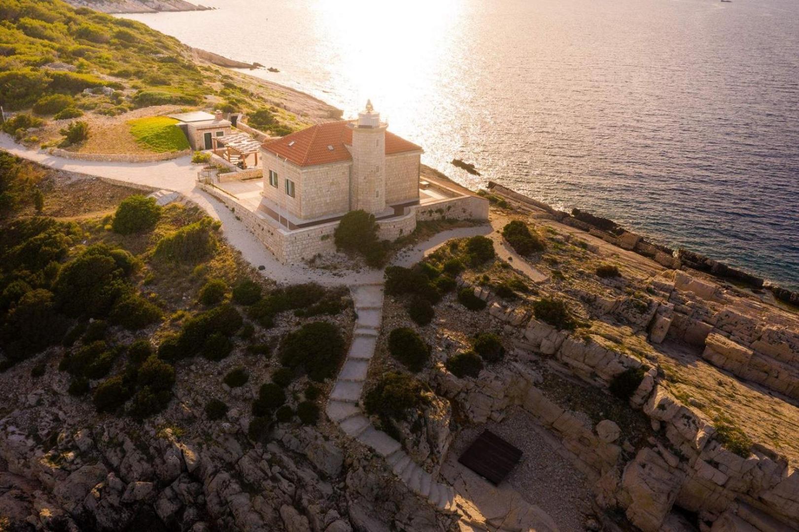 Luxury villa Lighthouse Ligero - unique island stay near Vis view 2