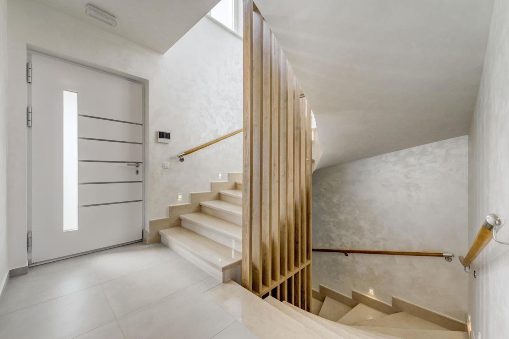Luxury seafront Villa Castello Rogoznica with heated pool & spa