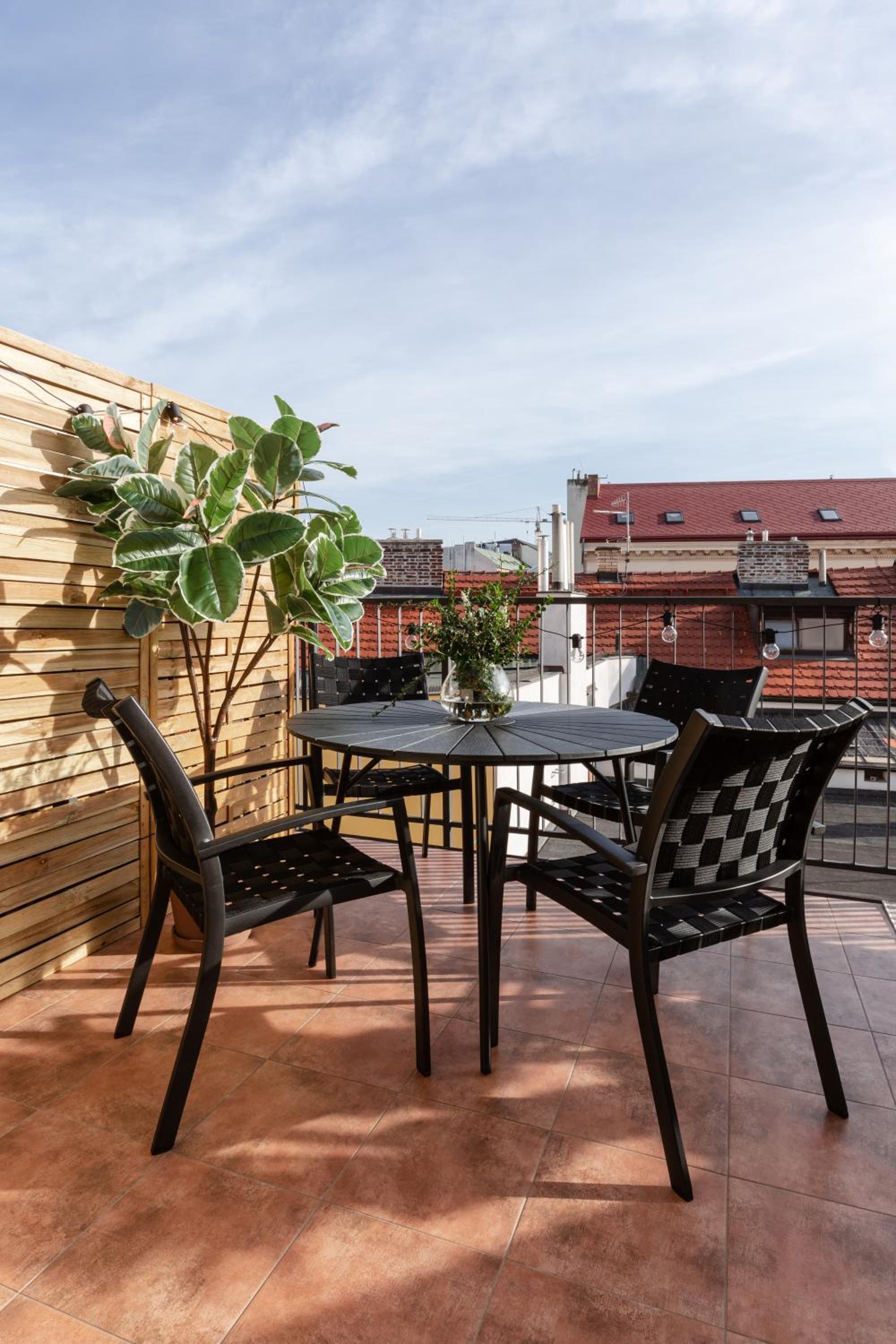 TurnKey I Republic Square Apartments