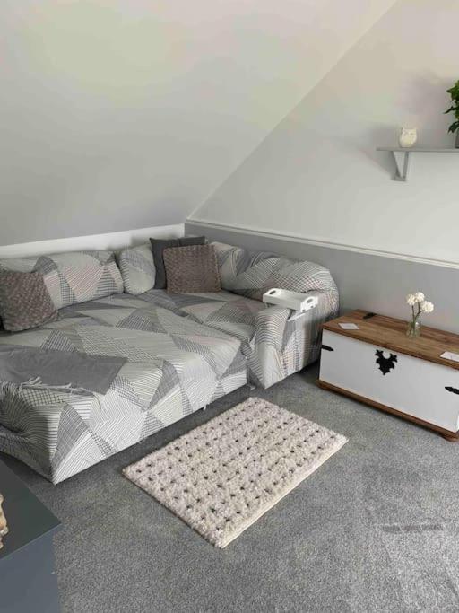 The Ducks - Stunning remote Norfolk Appt with Lazy Spa