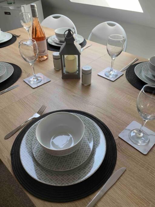 The Ducks - Stunning remote Norfolk Appt with Lazy Spa