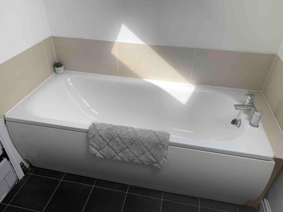 The Ducks - Stunning remote Norfolk Appt with Lazy Spa