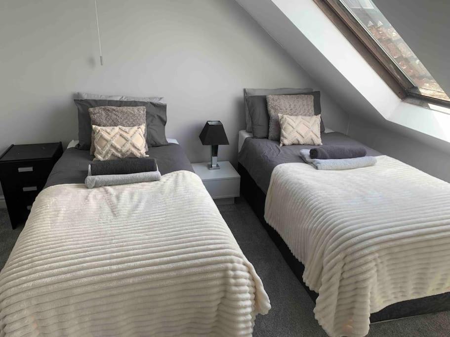 The Ducks - Stunning remote Norfolk Appt with Lazy Spa