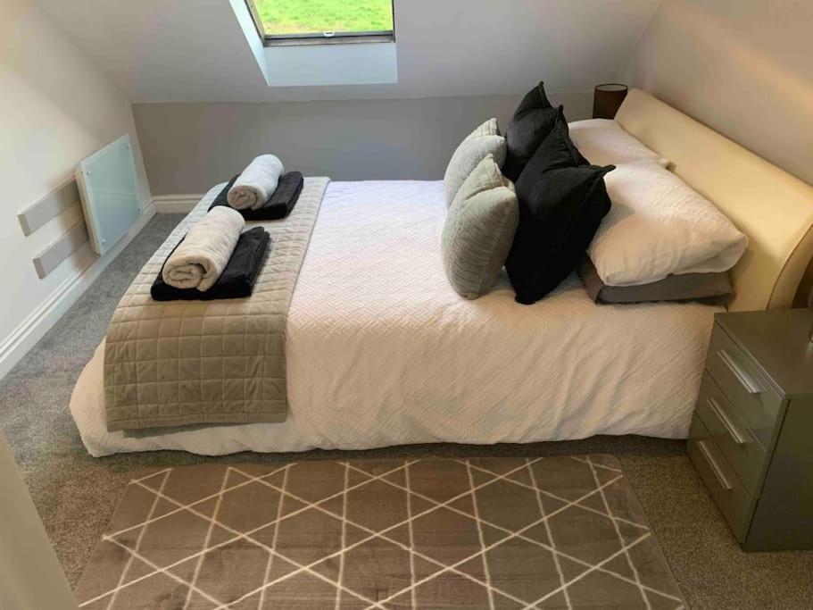 The Ducks - Stunning remote Norfolk Appt with Lazy Spa