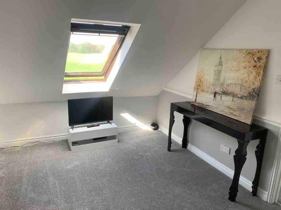 The Ducks - Stunning remote Norfolk Appt with Lazy Spa