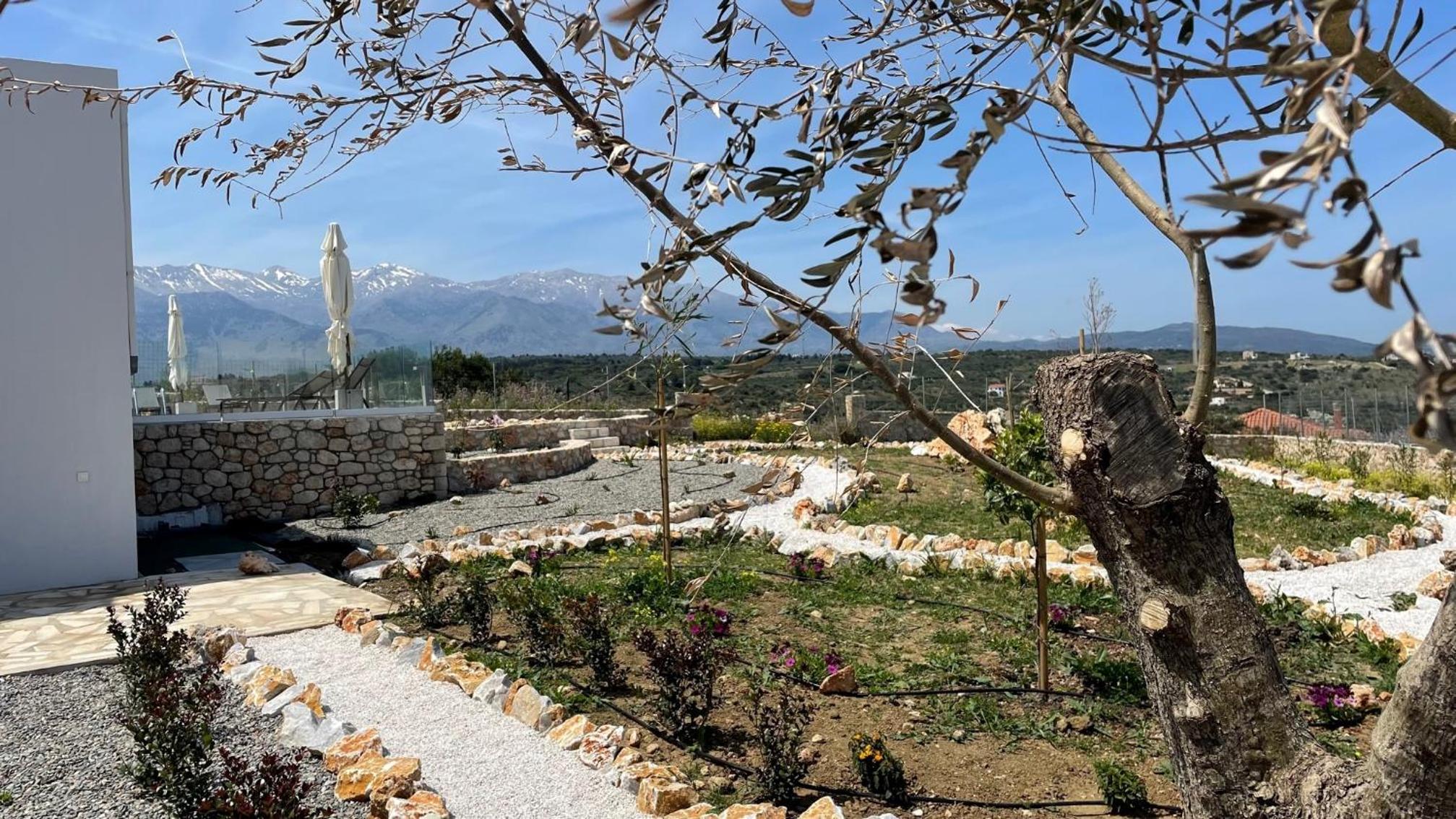 STUNNING MOUNTAIN AND SEA VIEW VILLA ELENI IN VAMOS