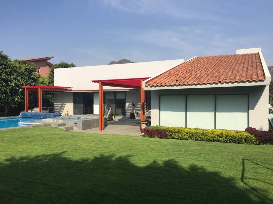 CASA MOSHI