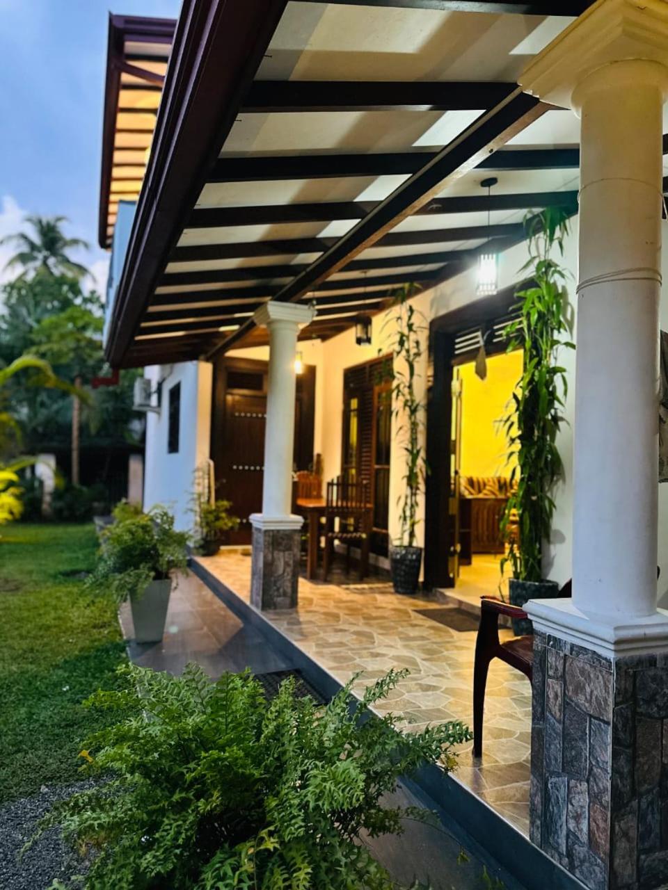 Eden Villa - Ahangama
