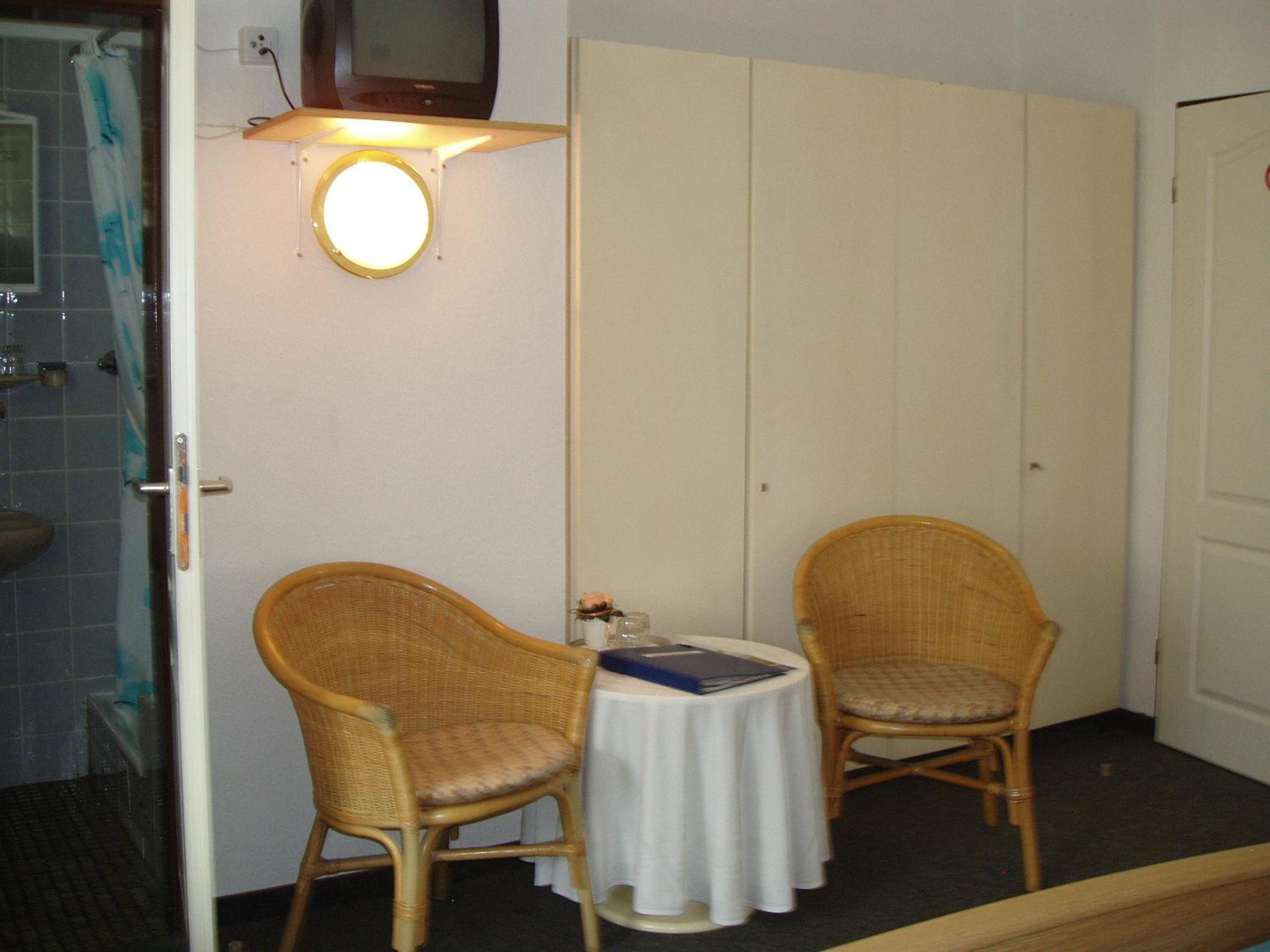 Photo 41
