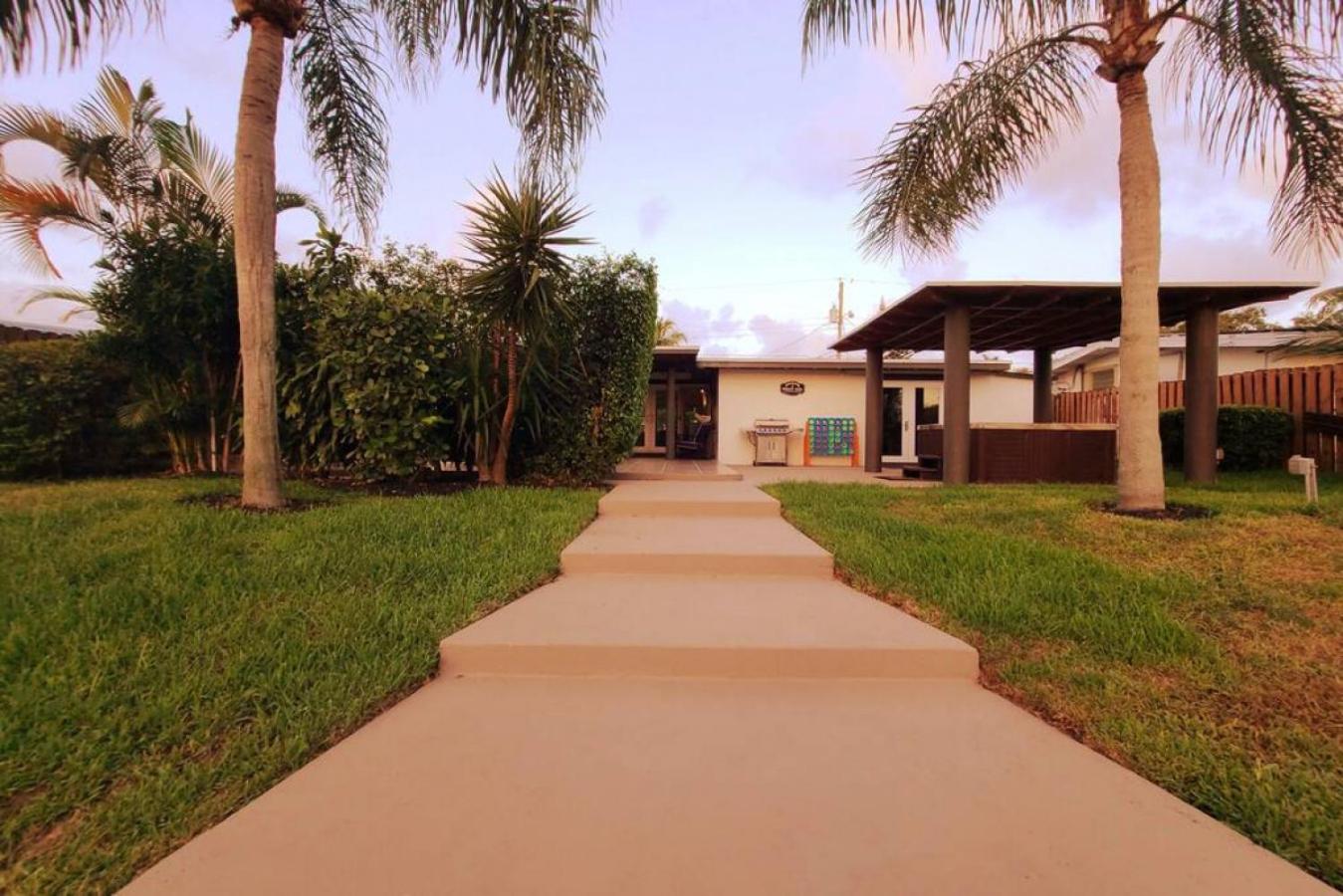 Waterfront Escape - Private Dock and Spa view 2