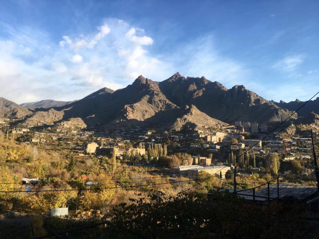 Poqr Tagh