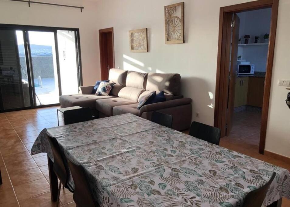 Villa Jesp. Fantástica vivienda con piscina climatizada.