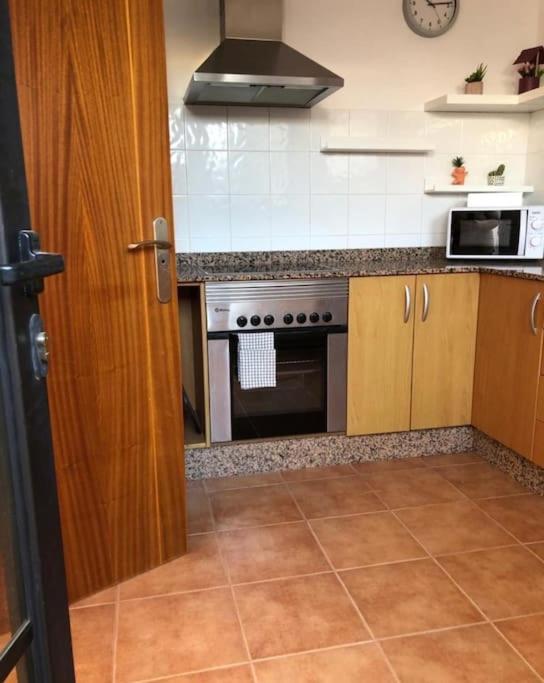Villa Jesp. Fantástica vivienda con piscina climatizada.
