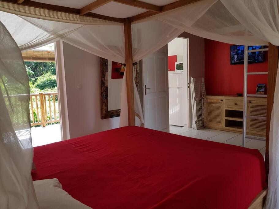 MANGUE ROUGE habitation CALISSA