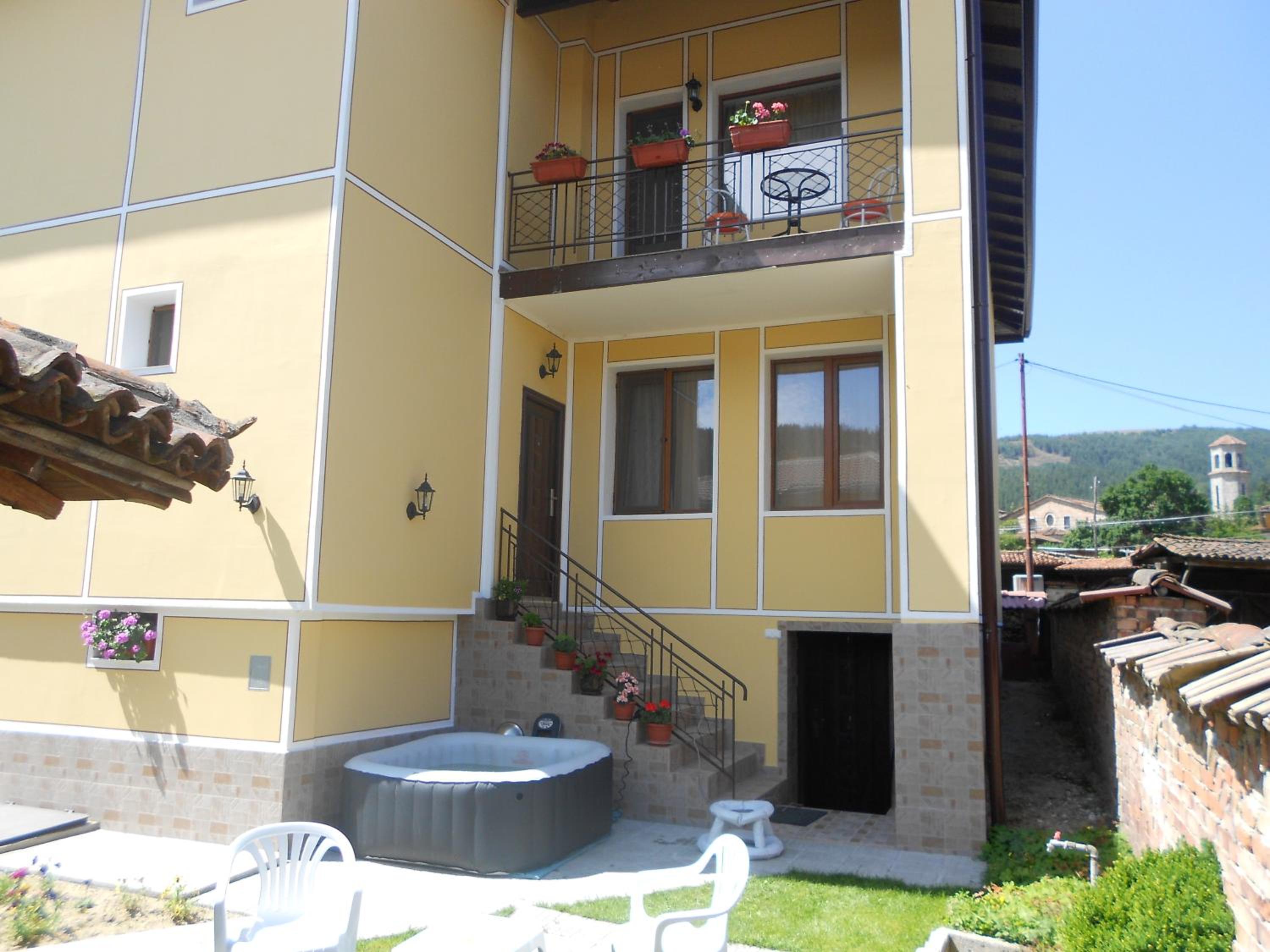 Guest House Tsenovi