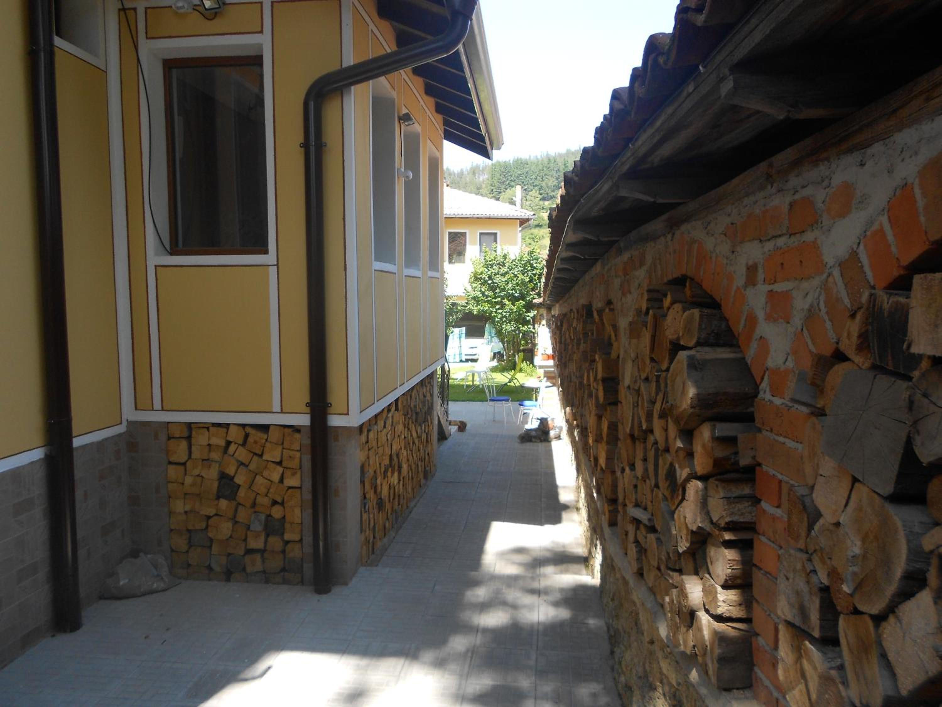 Guest House Tsenovi