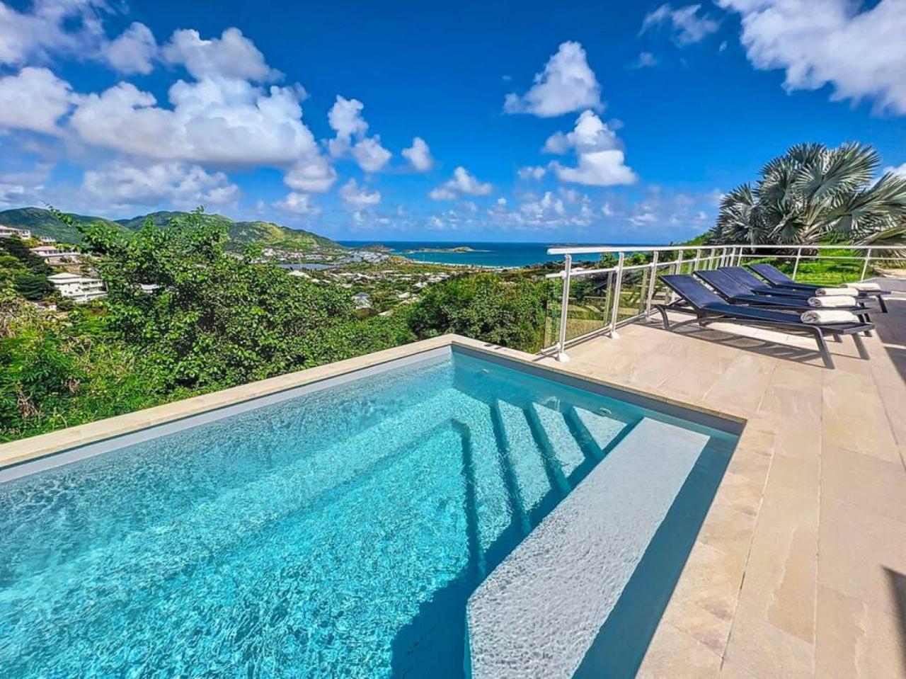 Villa Azur, panoramic view of Orient Bay view 3