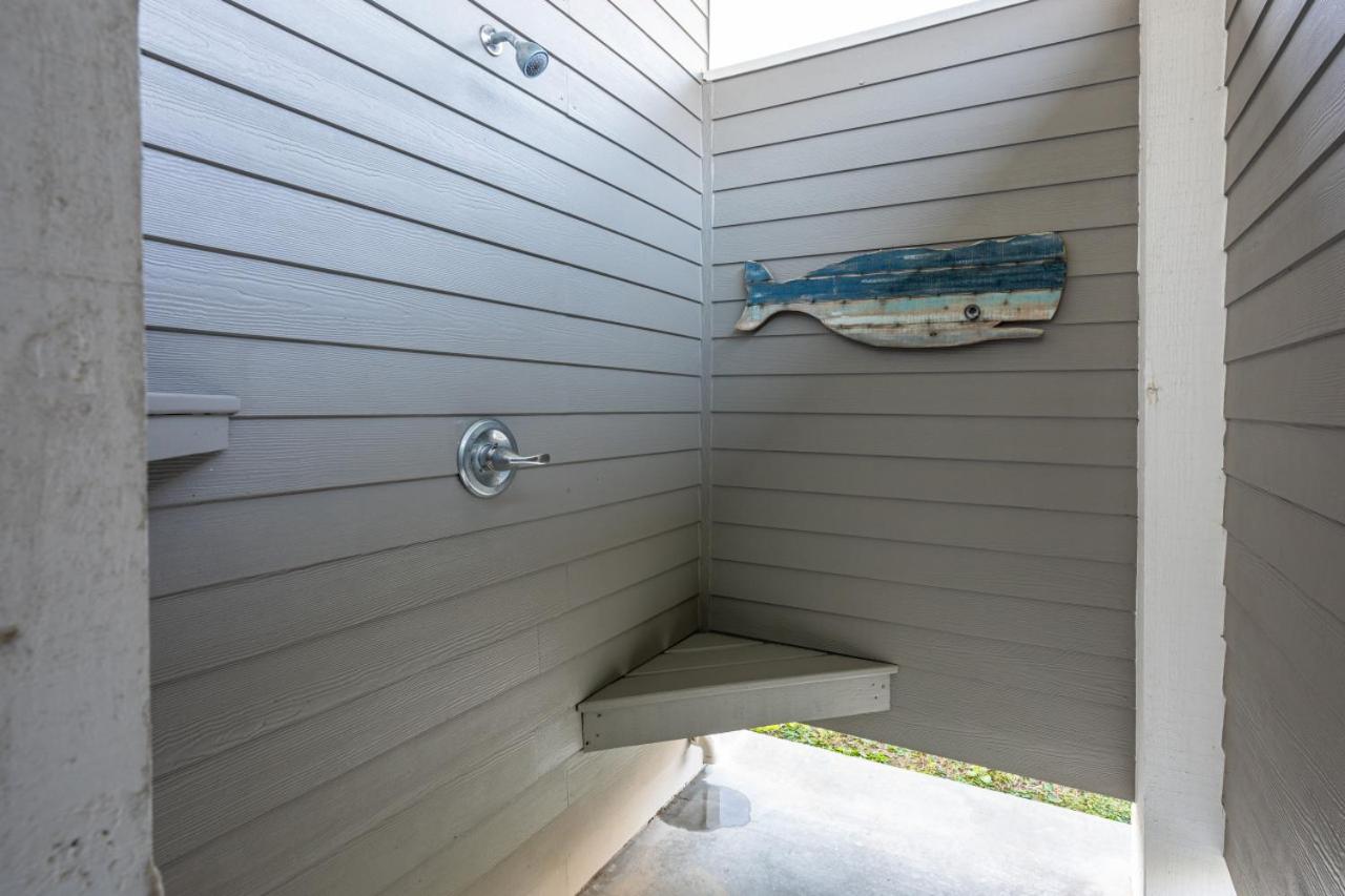 Hot Tub Golf Cart Near beach Coastal Retreat