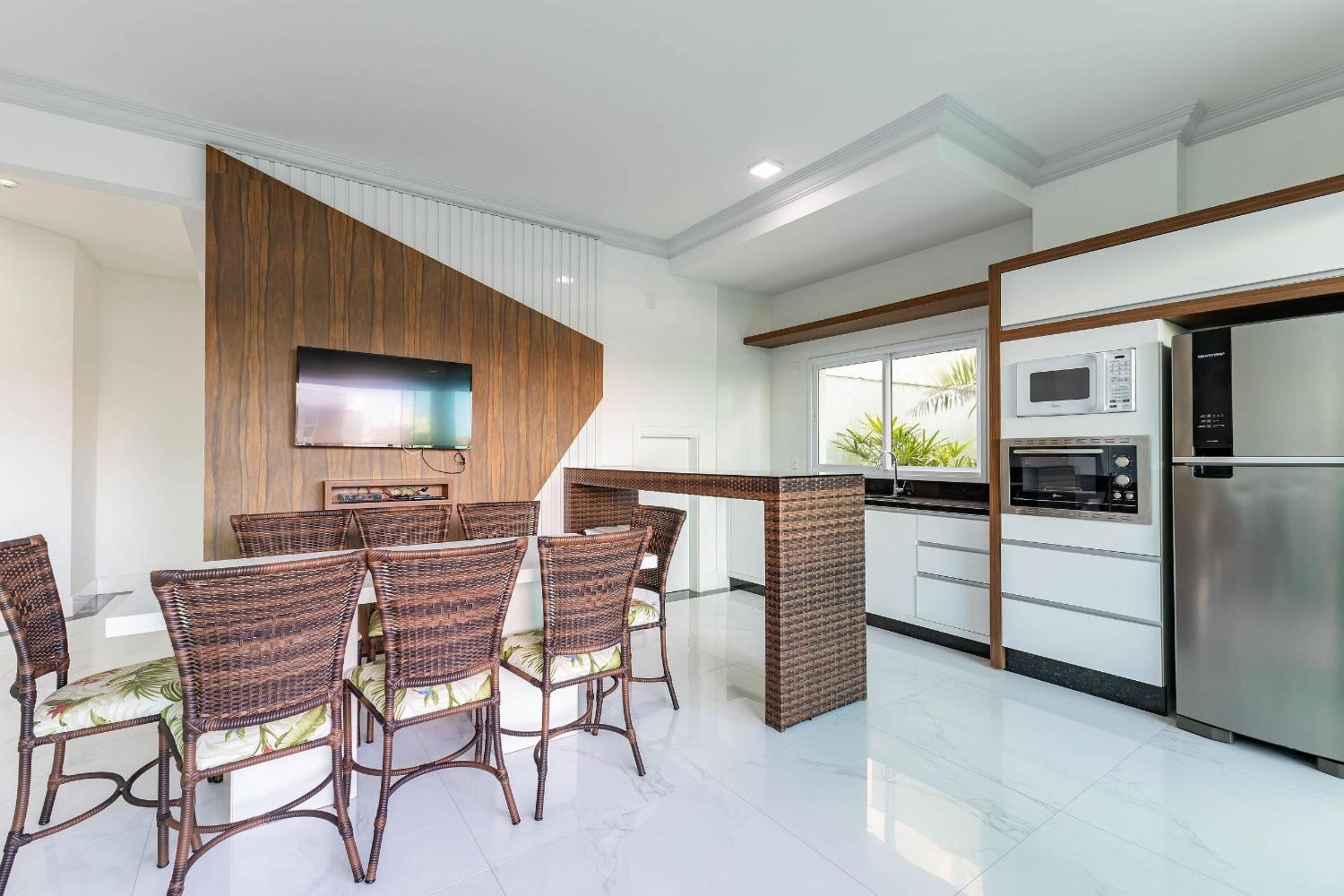 Cobertura Duplex de Luxo com Vista Mar e Jacuzzi Privativa