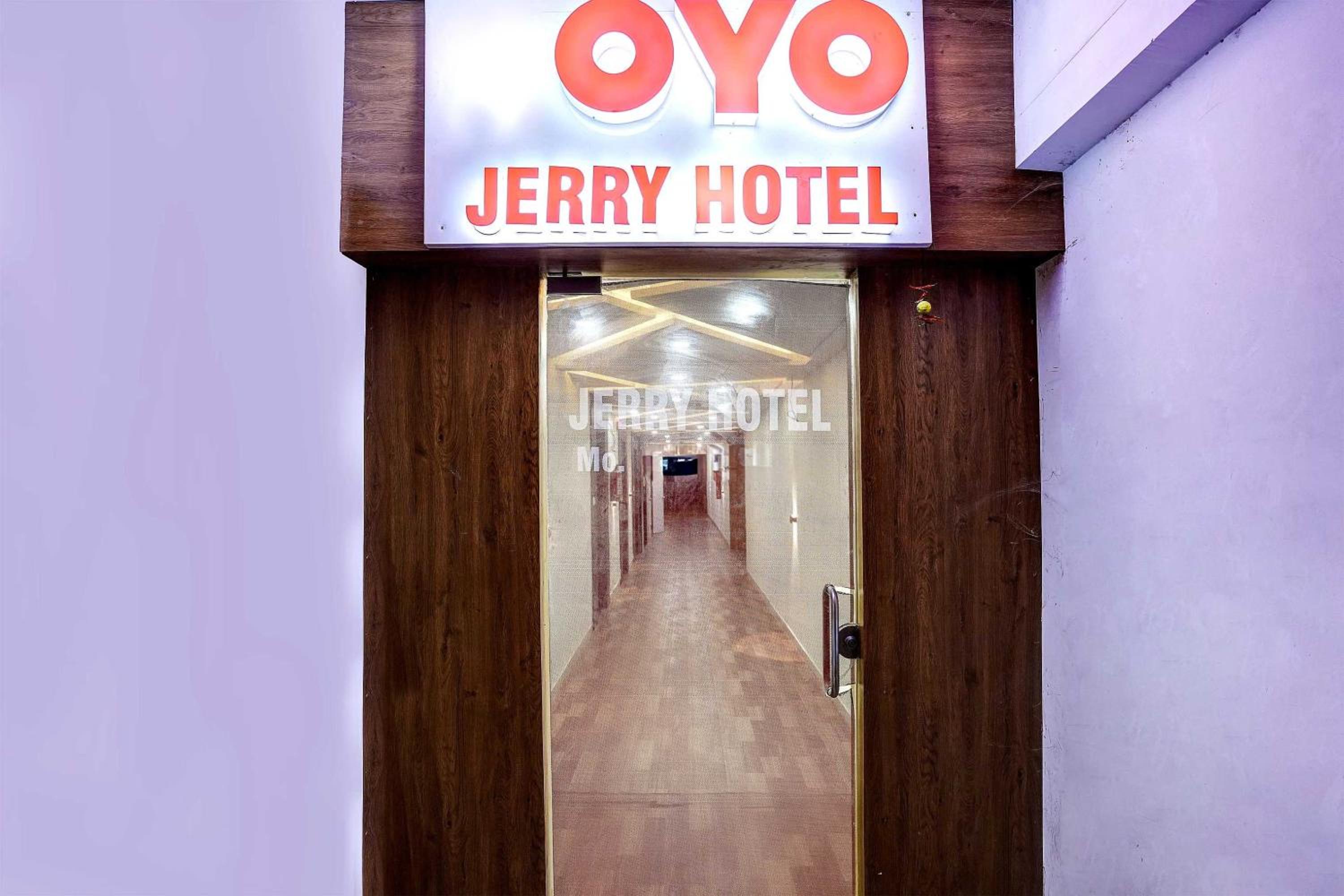 Hotel O Jerry