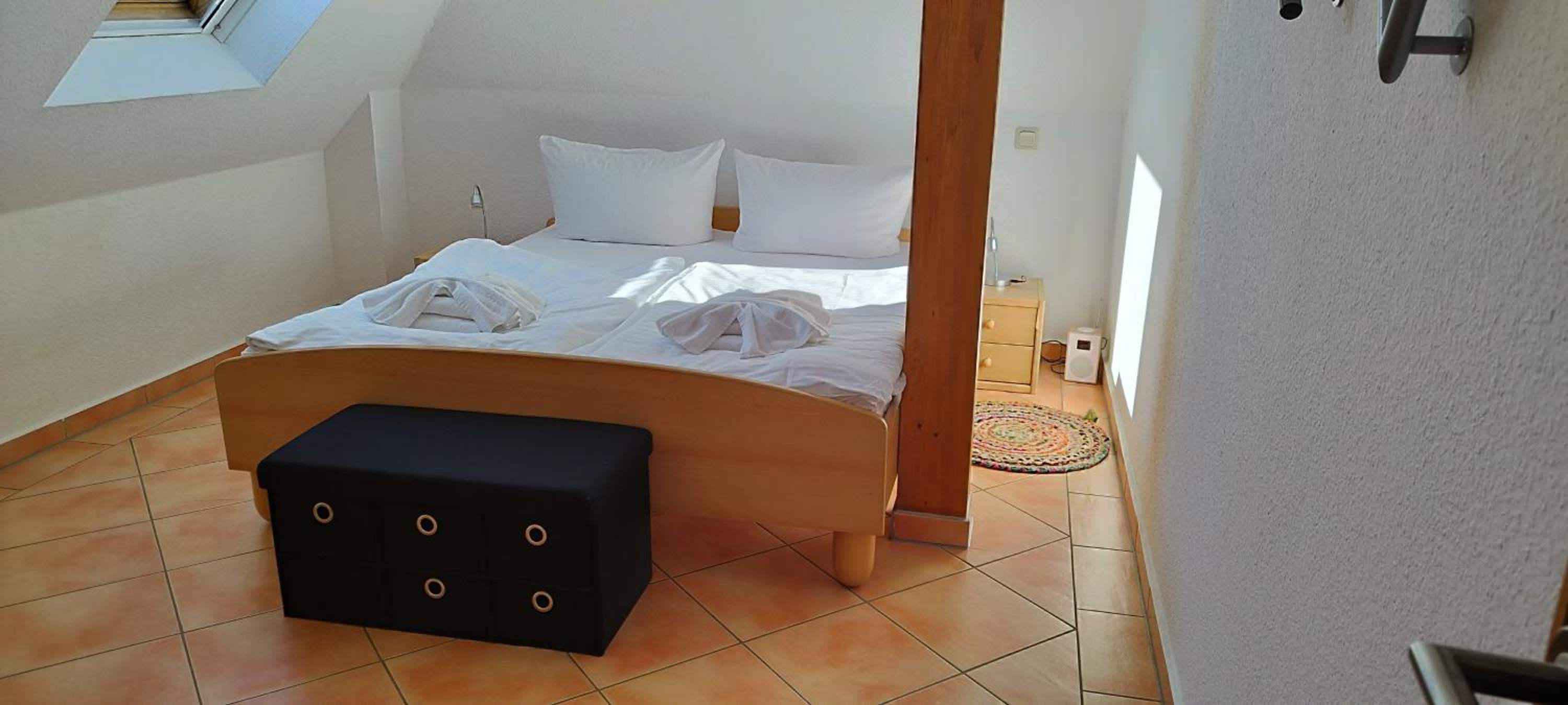 Traumblick und Komfort - lichtdurchflutete 85 qm Wohnung nahe Südstrand Göhren inklusive Schwimmbad und Sauna im AHOI Sellin
