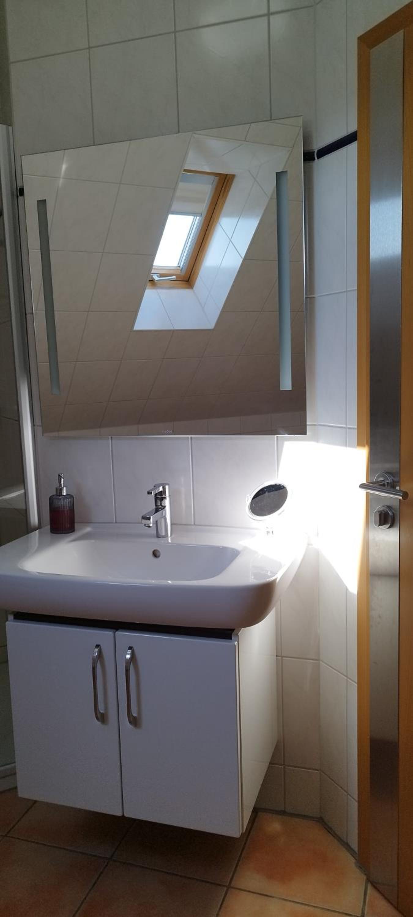 Traumblick und Komfort - lichtdurchflutete 85 qm Wohnung nahe Südstrand Göhren inklusive Schwimmbad und Sauna im AHOI Sellin