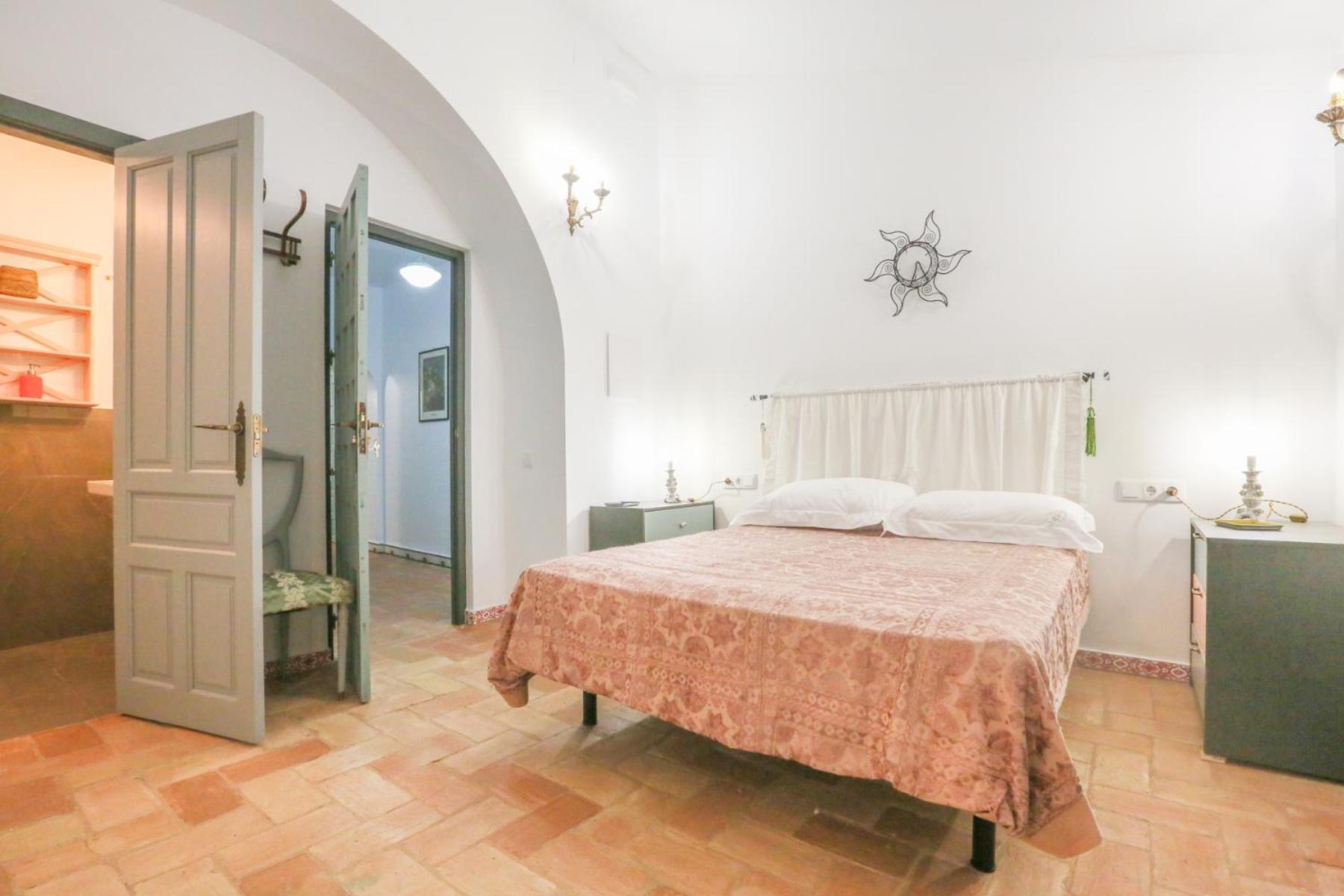 CASA SEÑORIAL CON PISCINA. CASA DONNA ISABEL view 3