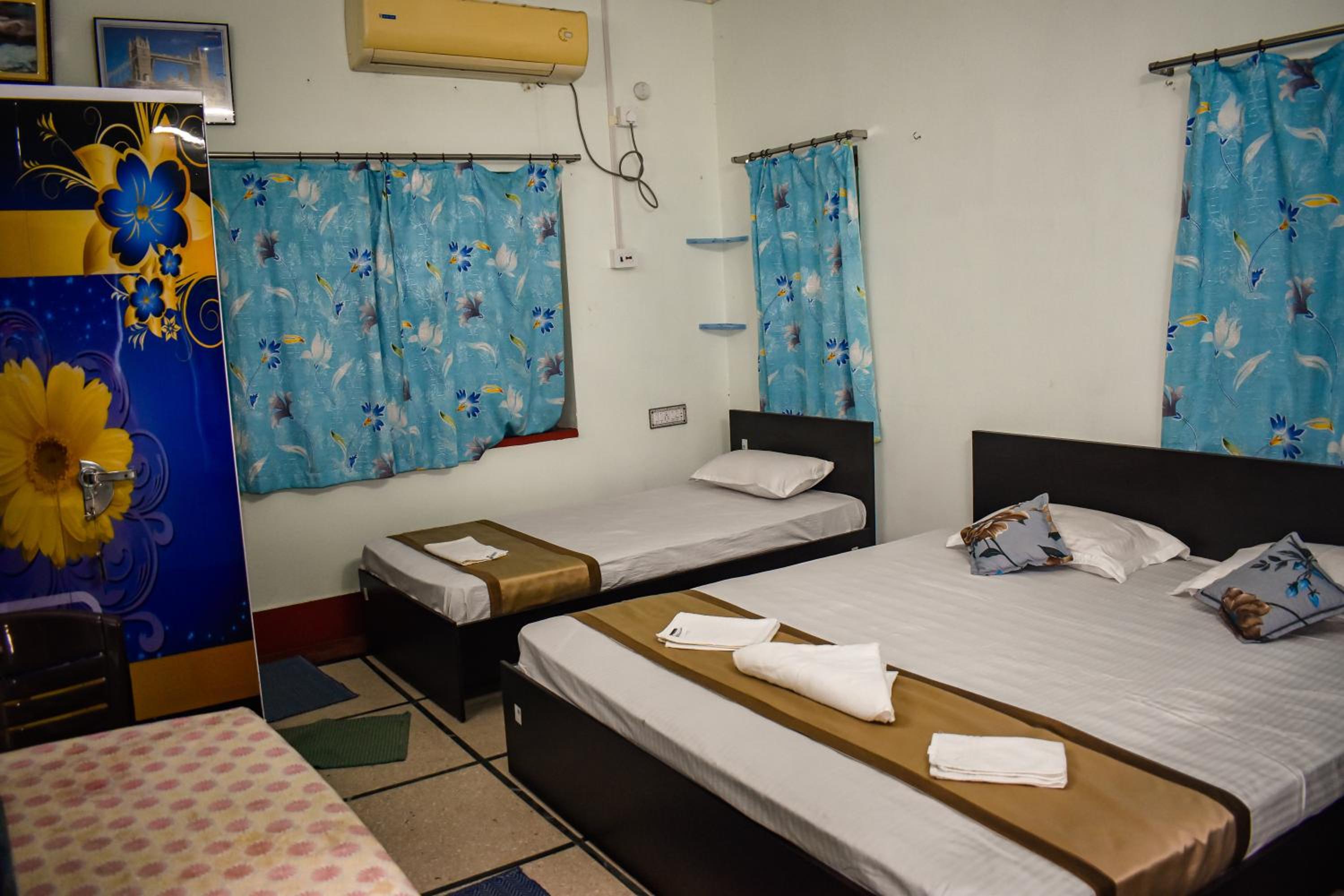 Green Palace Guest House view 5