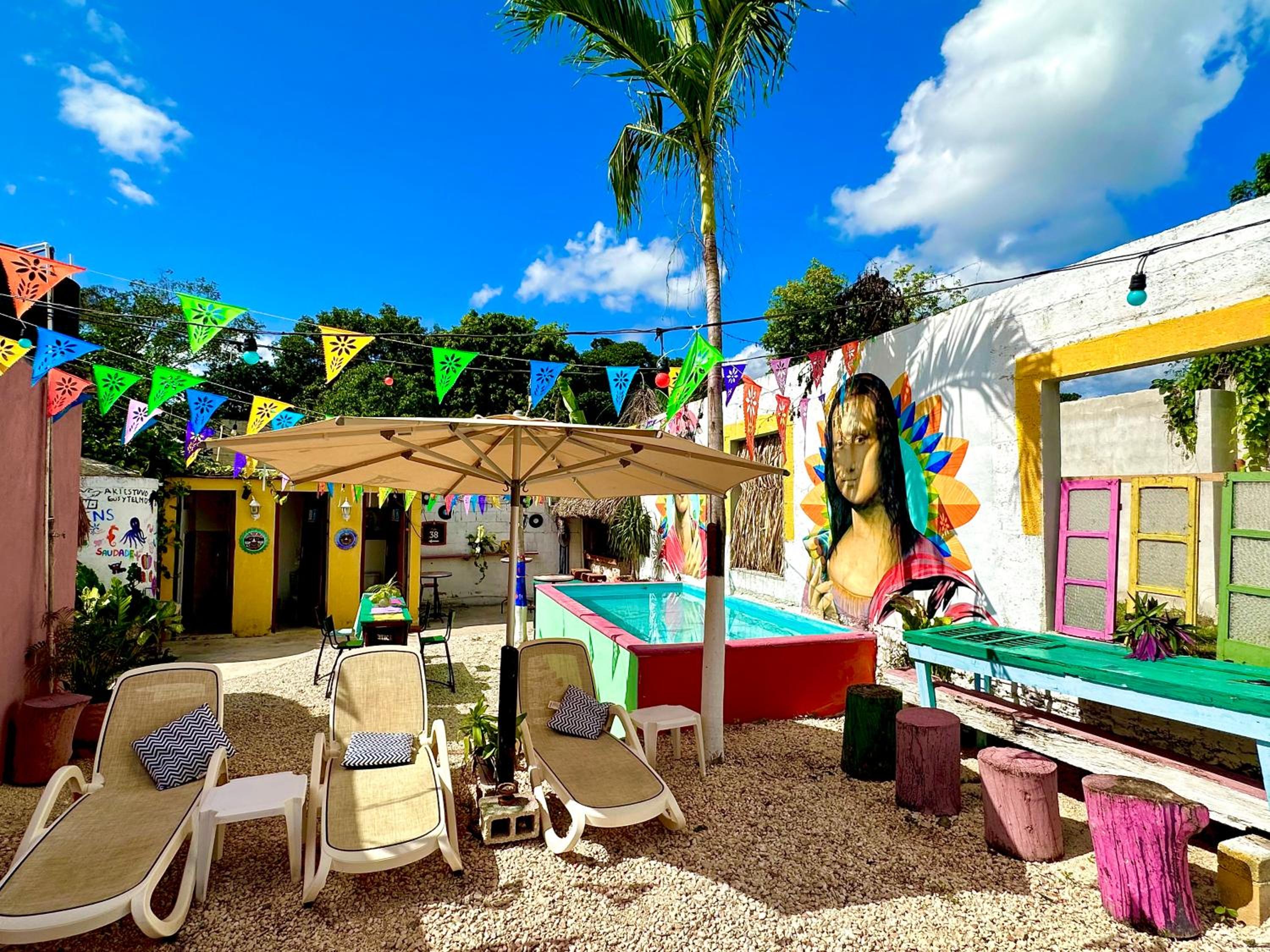 Guacamayas Hostel and Social Laundry