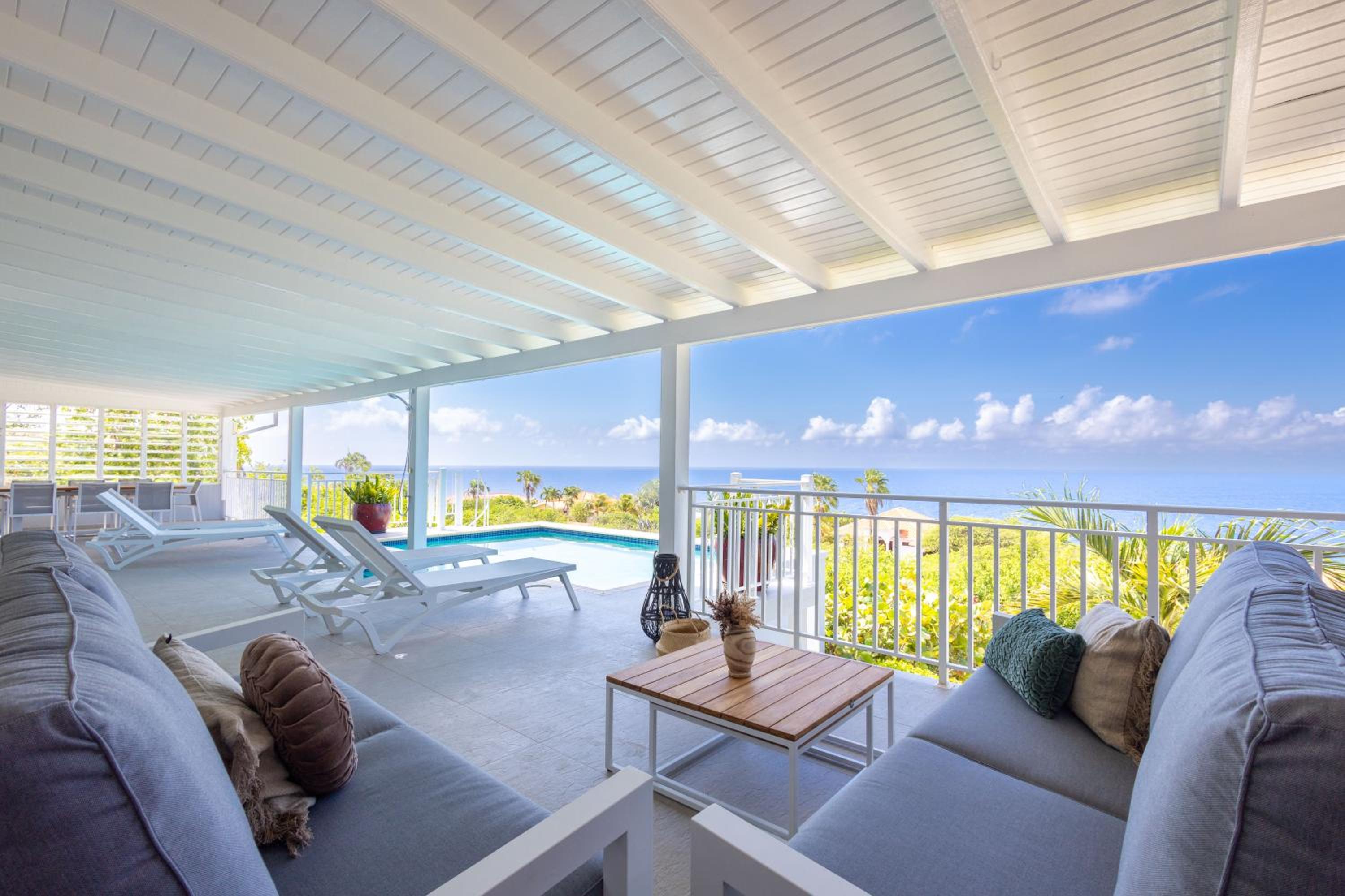 Coral Estate Holidays