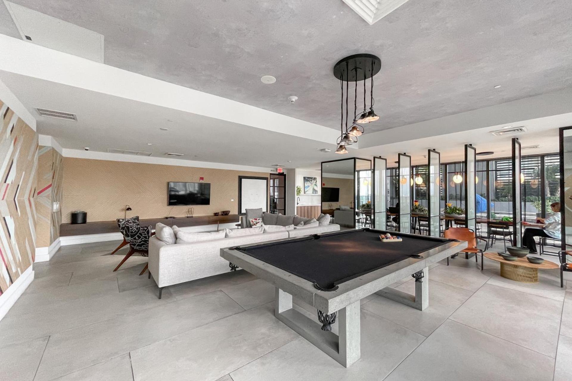 lounge