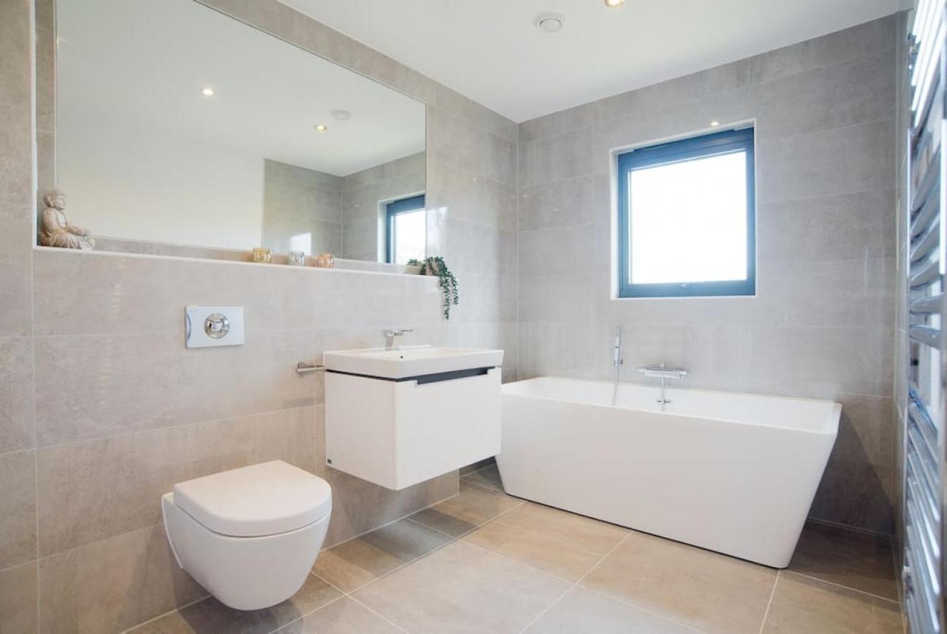 100 Howells Mere 100HM Lakeside Spa Property view 4