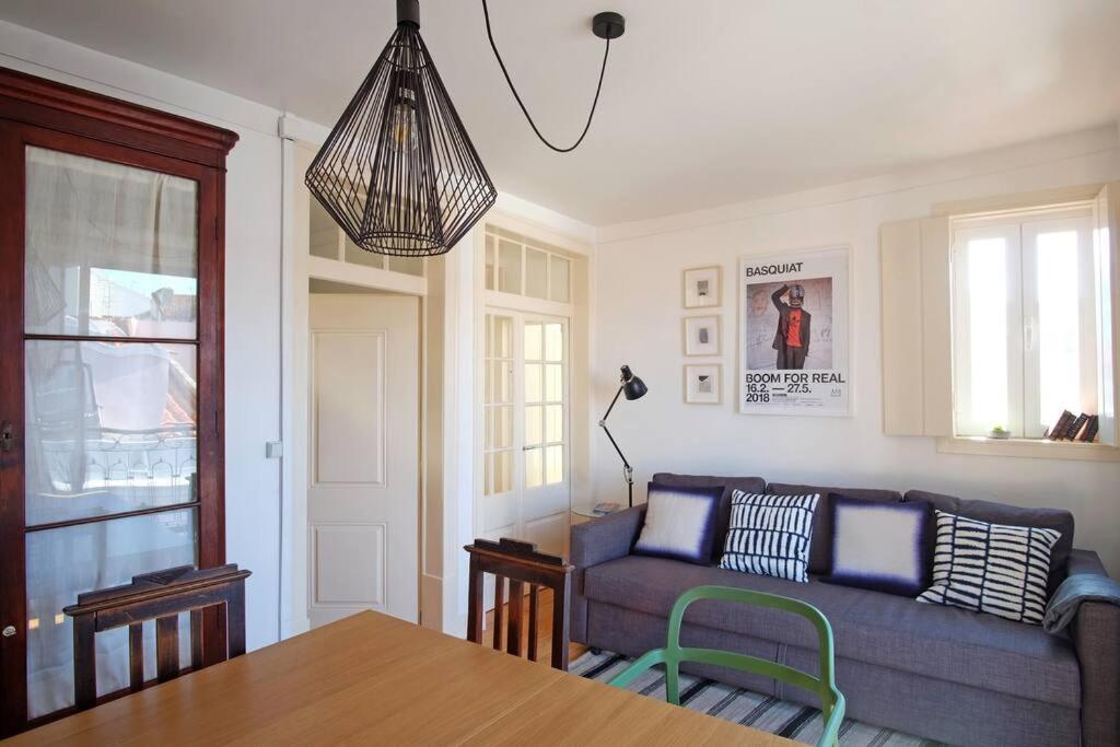 BH4E Spacious 3-Bedroom Apartment with Natural Light & Stunning Views in Bairro Alto! view 2