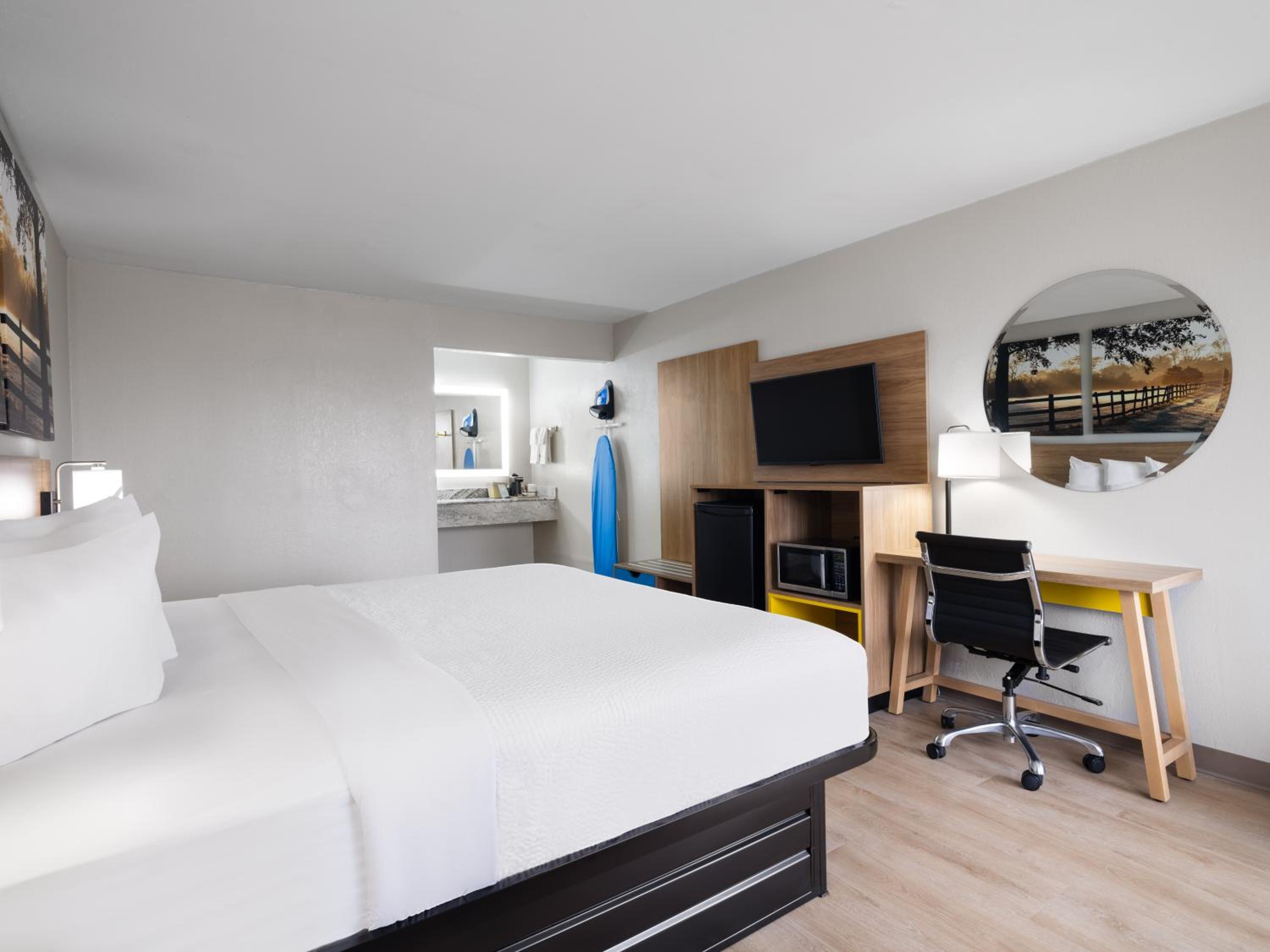 Days-Inn by Wyndham Montgomery I-85