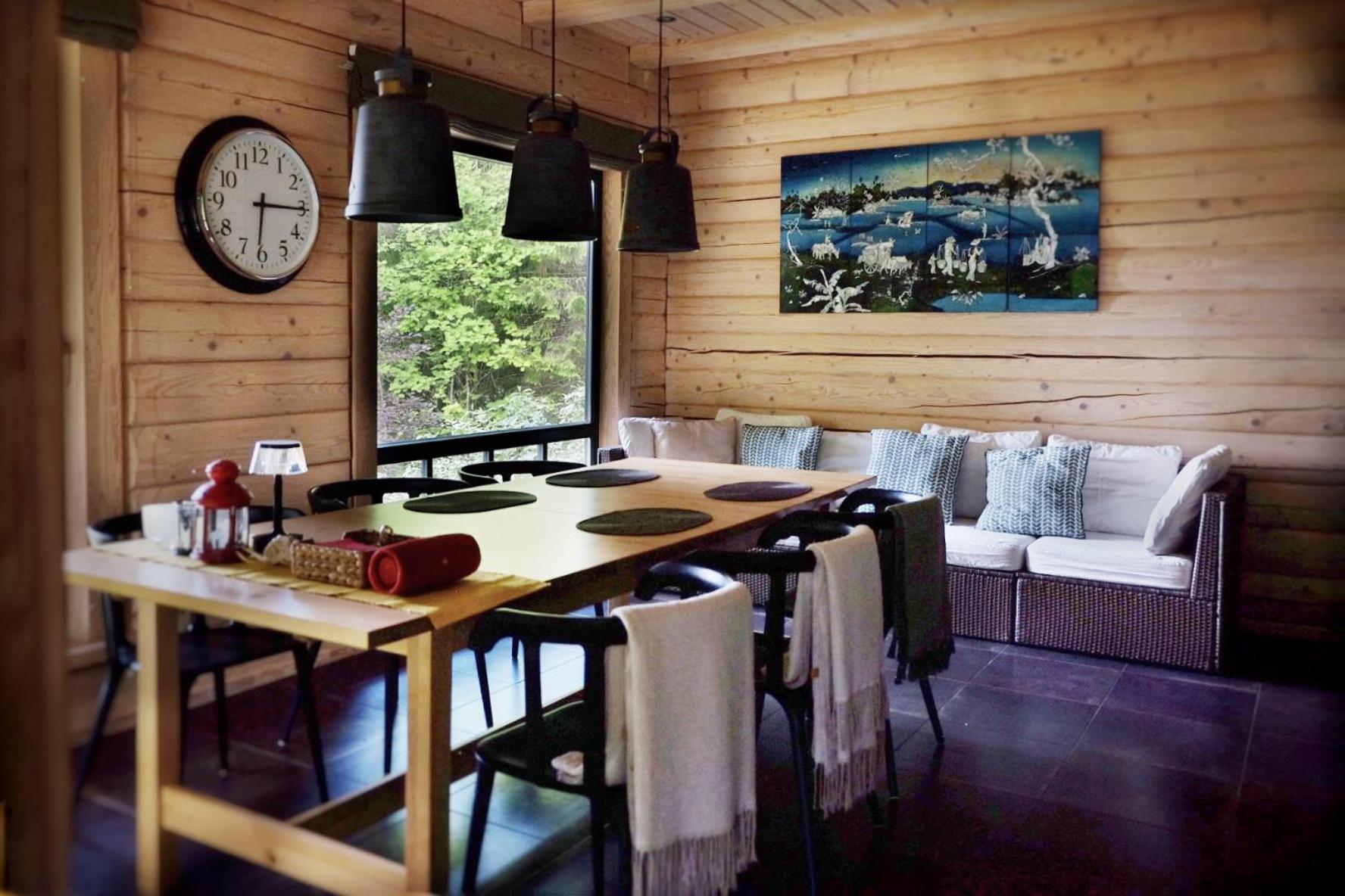SVILPJI Lakeside Retreat House in a Forest with all commodities view 2