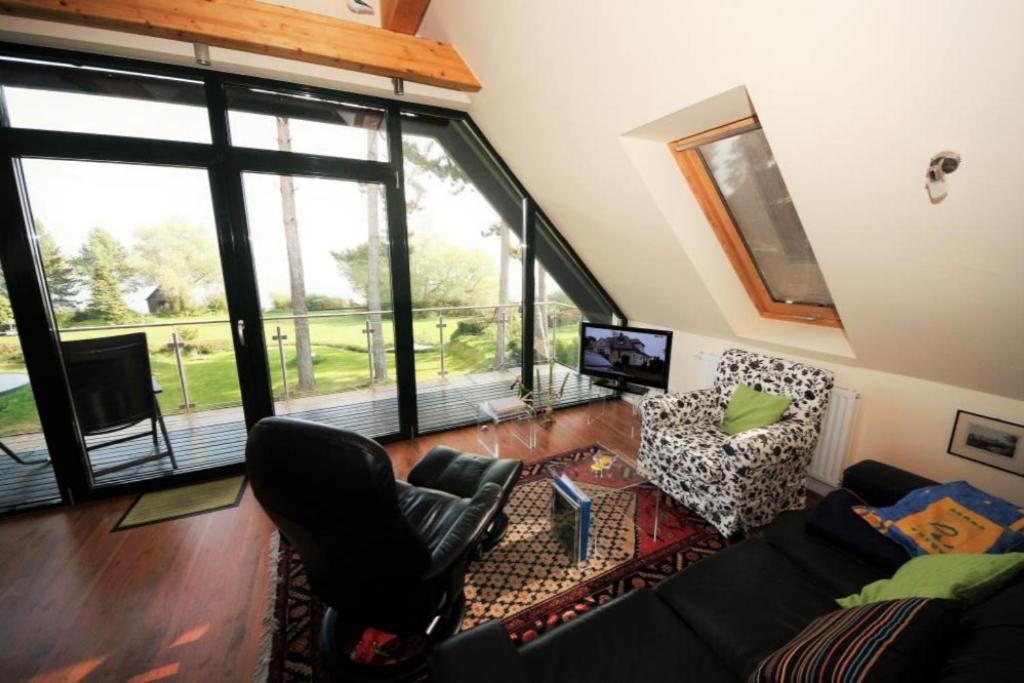 14 OG - Gemuetliche Ferienwohnung mit herrlichem Seeblick in Roebel view 5