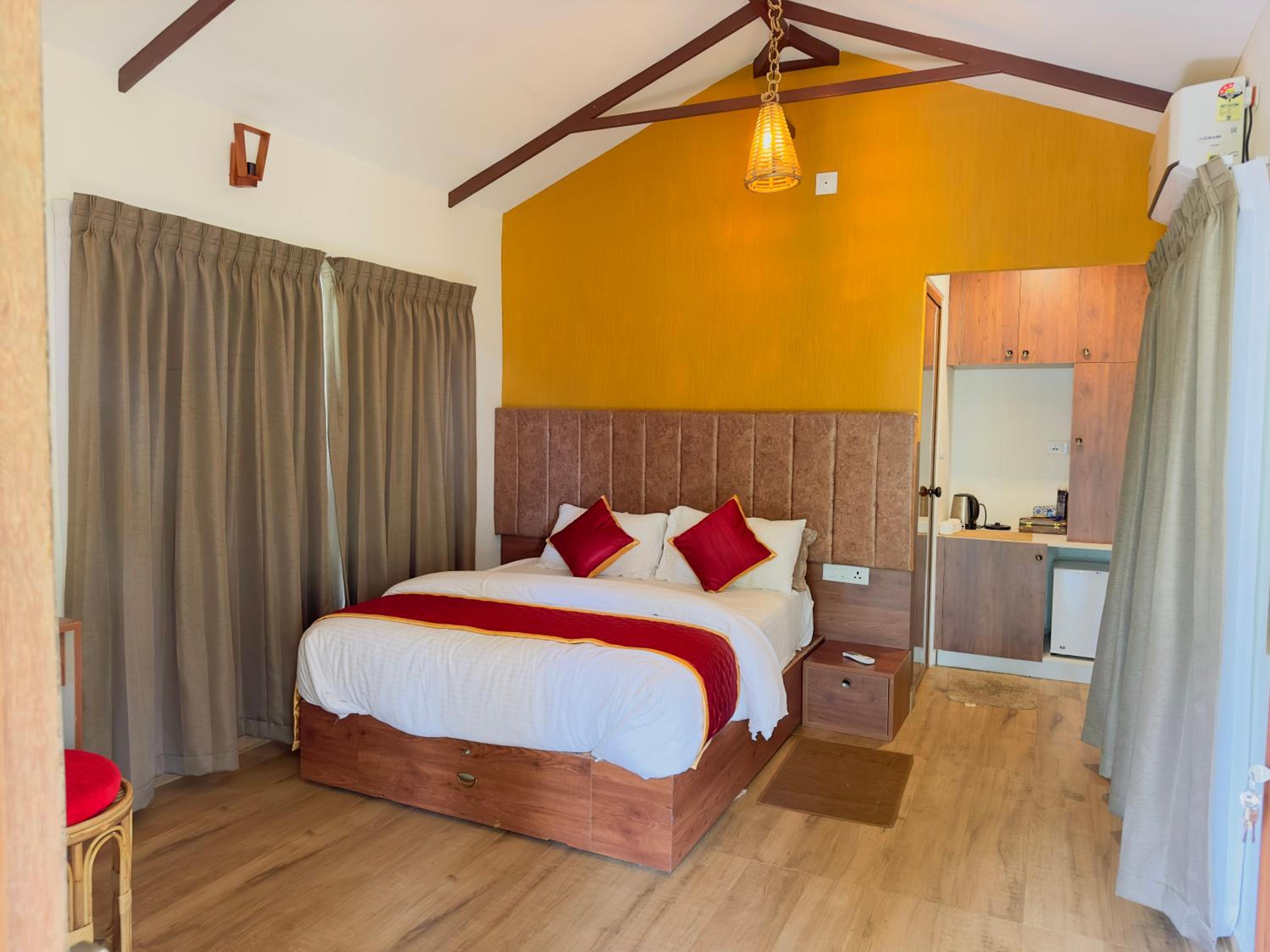Coffee Cradle Wayanad Luxuorios Private Tree House - Inside 2 Acre Coffee Plantation view 5