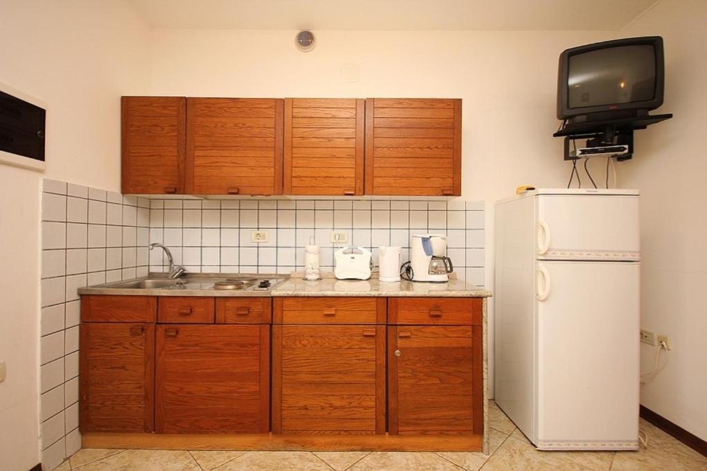 Apartment Ladonja 2 view 5