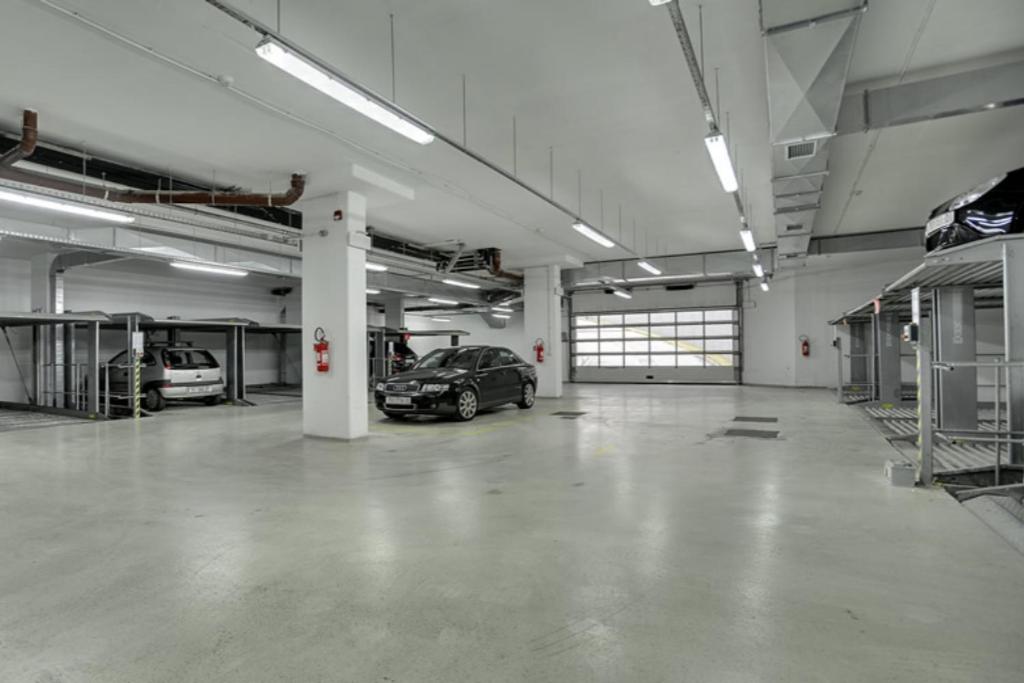 Apartment City Business view 3