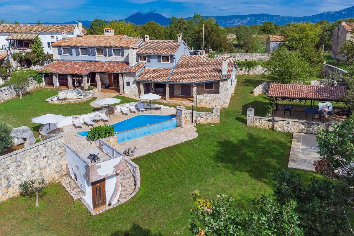 Villa Jurazini view 2
