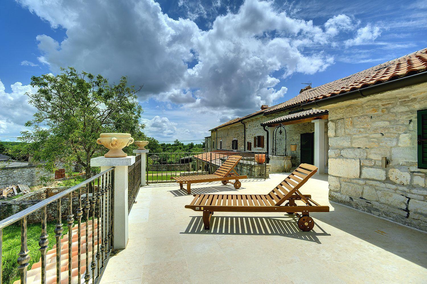 Villa Lucy view 4