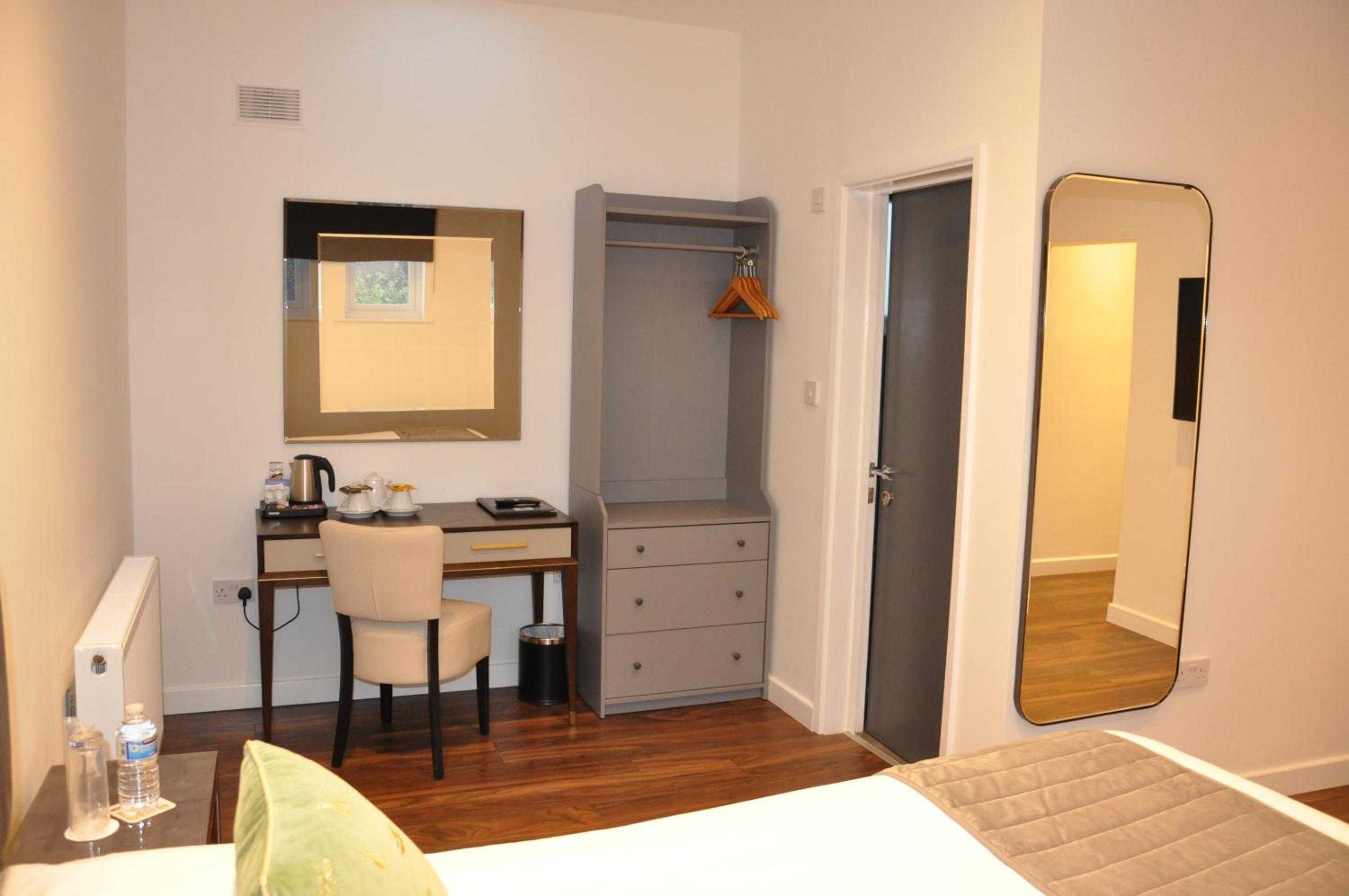Photo 11
